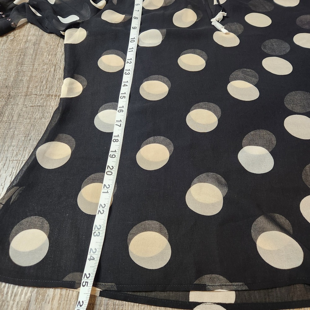 Chico's Polka Dot Womens 2 US 12 Black Cream Excellent Studded Chiffon Top - Picture 8 of 8